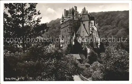 Burg Eltz im Moseltal Kat. Muenstermaifeld