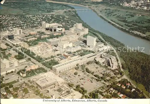 Alberta  Fliegeraufnahme mit Universitaet Kat. Kanada