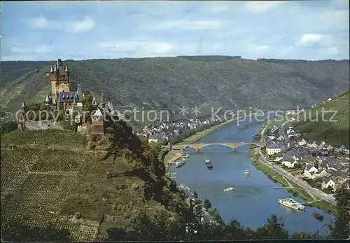 Cochem Mosel Moselpartie mit Burg Fliegeraufnahme Kat. Cochem