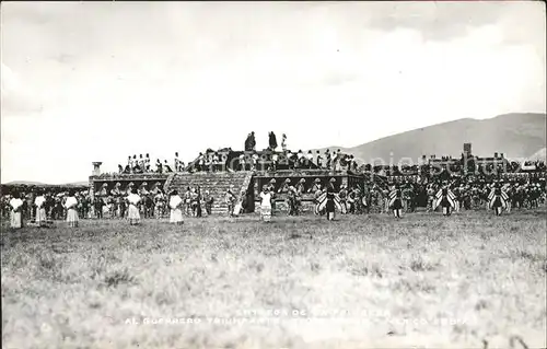 Teotihuacan Entrega de la Princesa al Guerrero Triunfante Ruinenstadt Kat. San Juan Teotihuacan Mexiko