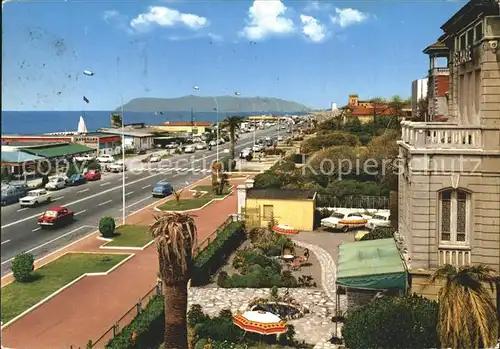 Marina di Massa Viale Lungomare Kat. Massa