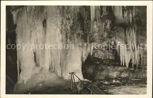 Hoehlen Caves Grottes oesterreich Dachstein Kat. Berge