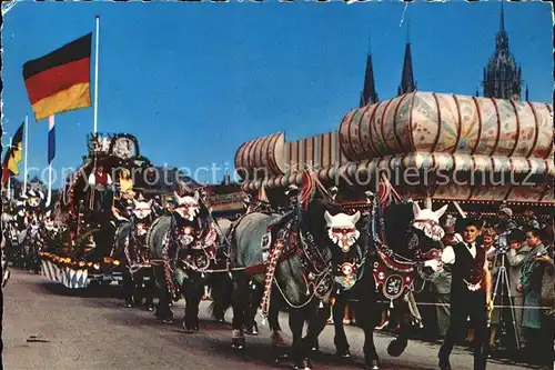 Oktoberfest Pferde Bierwagen  Kat. Feiern und Feste