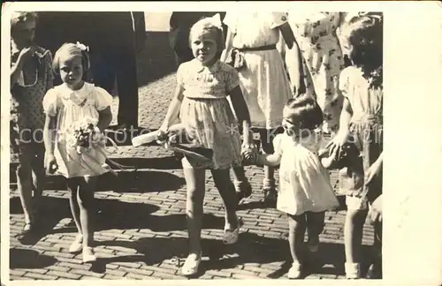 Adel Niederlande Prinzessin Beatrix Irene Margriet Tuinfeest Soestdijk  Kat. Koenigshaeuser