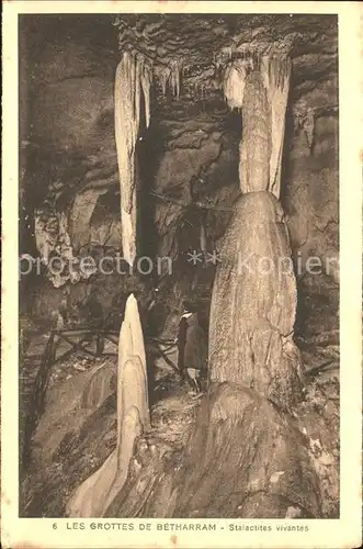 Hoehlen Caves Grottes Grottes de Betharram Stalactites vivantes  Kat. Berge