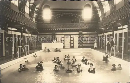 Schwimmbad Hallenbad Bademode  Kat. Gebaeude