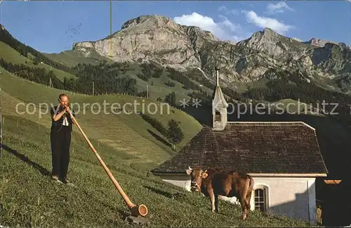 Alphorn Alphornblaeser Obwaldnerland Widderfeld Nuenalphorn Hutstock Kat. Musik