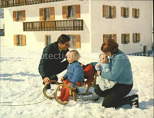 Adel Niederlande Prinzessin Beatrix Prinz Claus Kinder Winterurlaub Schlitten Kat. Koenigshaeuser