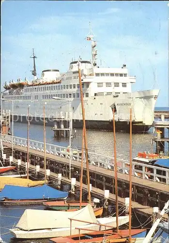 Faehre Warnemuende Rostock Warnemuende Kat. Schiffe