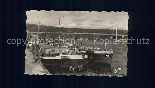 Schiffe Frachtschiffe Elbeuf Pont Guynemer Seine Kat. Schiffe