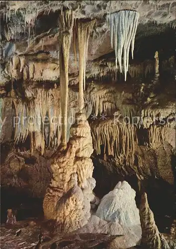 Hoehlen Caves Grottes Baerenhoehle Karlshoehle Erpfingen  Kat. Berge