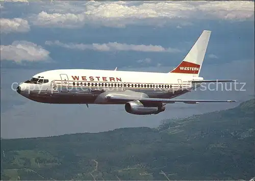 Flugzeuge Zivil Western Airlines Boeing 737 247 N4501W c n 19598 Kat. Airplanes Avions