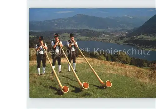 Alphorn Alphornblaeser Pfarr Alpe Alpsee Gruenten Kat. Musik