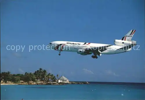 Flugzeuge zivil Air Liberte Douglas DC 10.30 (F GPVE) St. Martin Kat. Airplanes Avions