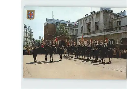 Leibgarde Wache London Changing of the Guard Horse Guards Building  Kat. Polizei