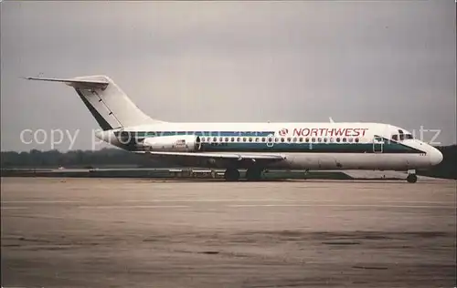 Flugzeuge Zivil Northwest DC 9 15  Kat. Airplanes Avions