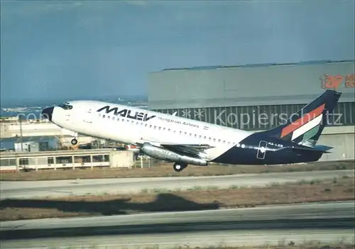 Flugzeuge Zivil Malev Boeing 737 2M8 Advanced HA LEB  Kat. Airplanes Avions