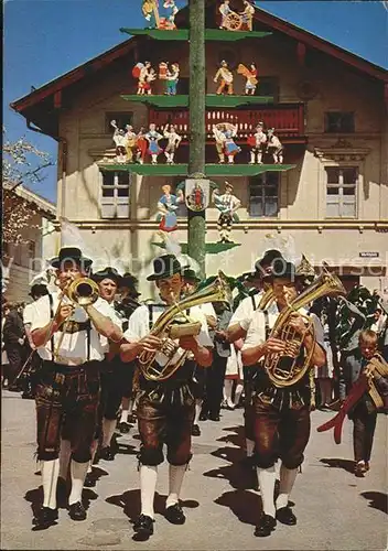 Musikanten Chiemsee Trachtenmusik Maibaum Posaune Tuba Kat. Musik