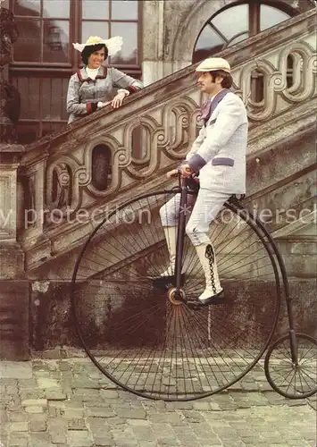 Hochrad Baujahr 1880 Verkehrsmuseum Dresden / Zweiraeder /