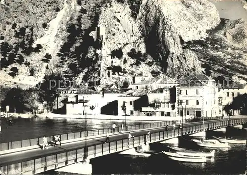 Omis Teilansicht Seebruecke Kat. Kroatien