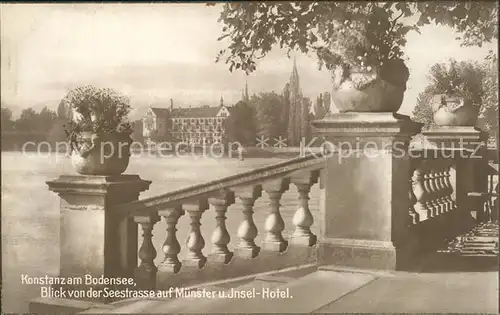 Konstanz Bodensee Blick von der Seestrasse auf Muenster und Insel Hotel Kat. Konstanz