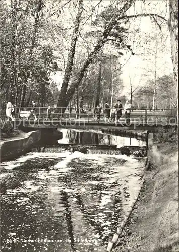 Niederschoenhausen Berlin im Schlosspark /  /