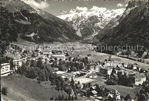 Engelberg OW Gesamtansicht mit Spannoerter Urner Alpen Kat. Engelberg