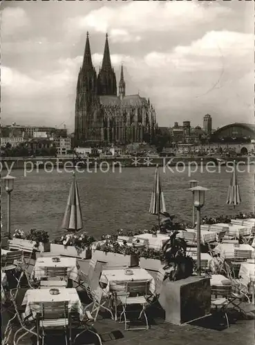 Koeln Rhein Blick von Suennerterrasse auf Rhein und Dom Kat. Koeln