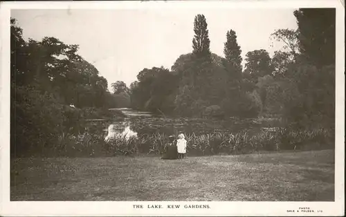 Kew London Lake
Kew Gardens / Richmond upon Thames /Outer London - West and North West