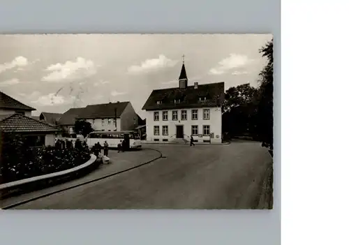 Fuerstenberg Westfalen Steinplatz Evangelische Kirche / Bad Wuennenberg /Paderborn LKR