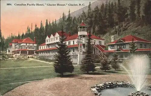 Glacier National Park Canada Canadian Pacific Hotel Nationalpark / Kanada /