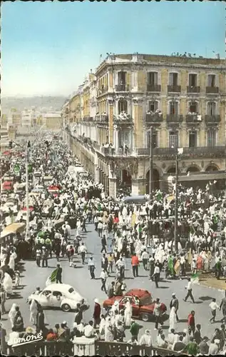 Alger Algerien Le Boulevard et la place de la Republique Fetes de l Independance El Djezair / Algier Algerien /