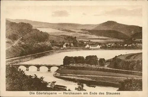 Edertal Edertalsperre Harzhausen am Ende des Stausees / Edertal /Waldeck-Frankenberg LKR