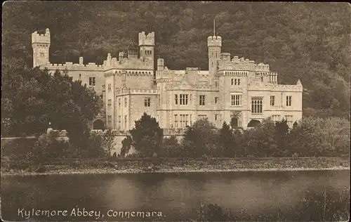 Connemara Kylemore Abbey Kat. Irland