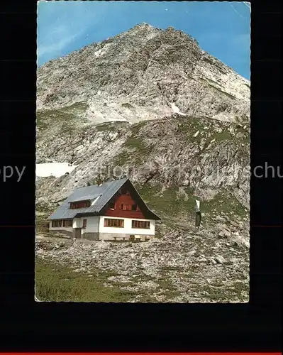 Goeppingerhuette mit Hohem Licht Schutzhuette Lechquellengebirge Kat. Oesterreich