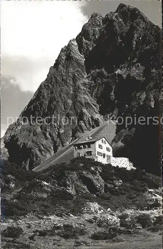 Klosters GR Berghaus Vereina mit Ungeheuerhorn Kat. Klosters