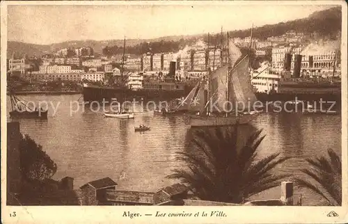 Alger Algerien Les courriers el la Ville / Algier Algerien /