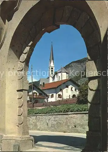 Zernez GR Dorfpartie mit Kirche Kat. Zernez