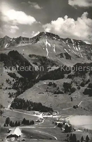 Lac Noir Schwarzsee FR mit Kaiseregg