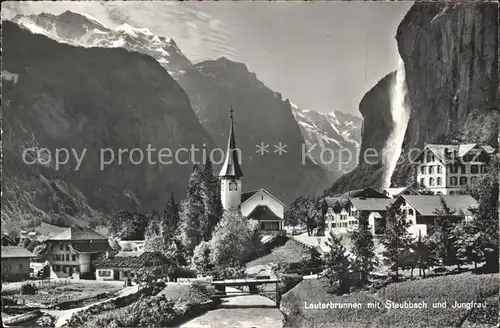 Lauterbrunnen BE mit Staubbachfall und Jungfrau Kat. Lauterbrunnen