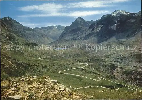 Julierpasshoehe mit Julierstrasse im Engadin mit Piz Polschin / Julier /Rg. Tiefencastel