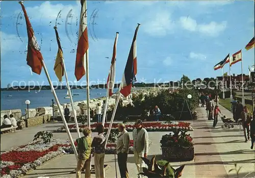 Haffkrug Ostseebad Strandpromenade Flaggen Ostseebad / Scharbeutz /Ostholstein LKR