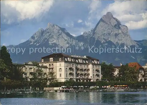 Brunnen Vierwaldstaettersee SZ Hotel Waldstaetterhof mit Kl und Gr Mythen Kat. Brunnen