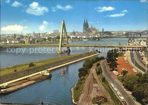 Koeln Rhein Rheinpartie mit Dom Kat. Koeln