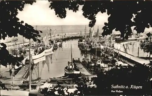 Sassnitz Ostseebad Ruegen Hafenpartie Kat. Sassnitz