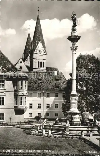 Eichstaett Oberbayern Residenzplatz mit Dom Saeule Kat. Eichstaett