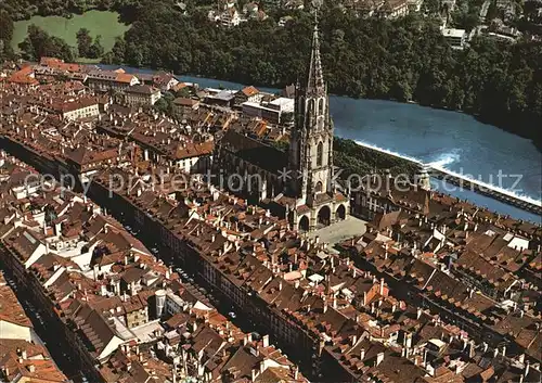 Bern BE Fliegeraufnahme Muenster Aare Kat. Bern