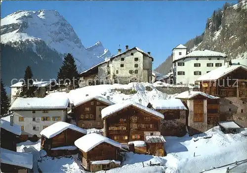 Spluegen GR Dorfpartie mit dem Guggernuell und Einshorn Kat. Spluegen