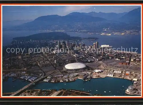 Vancouver British Columbia Fliegeraufnahme Stanley Park Place on the north shore of False Creek Kat. Vancouver