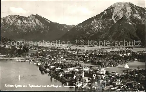 Rottach Egern Tegernsee mit Wallberg und Bodenschneid Fliegeraufnahme Kat. Rottach Egern